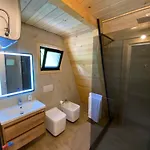 فيلة Monark ثيث