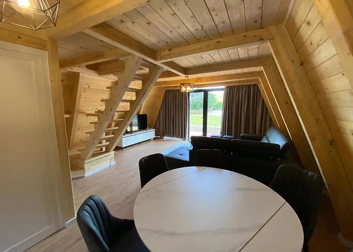 Monark Villa Shkodër