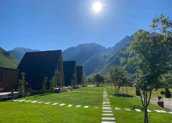 Monark Villa Shkodër